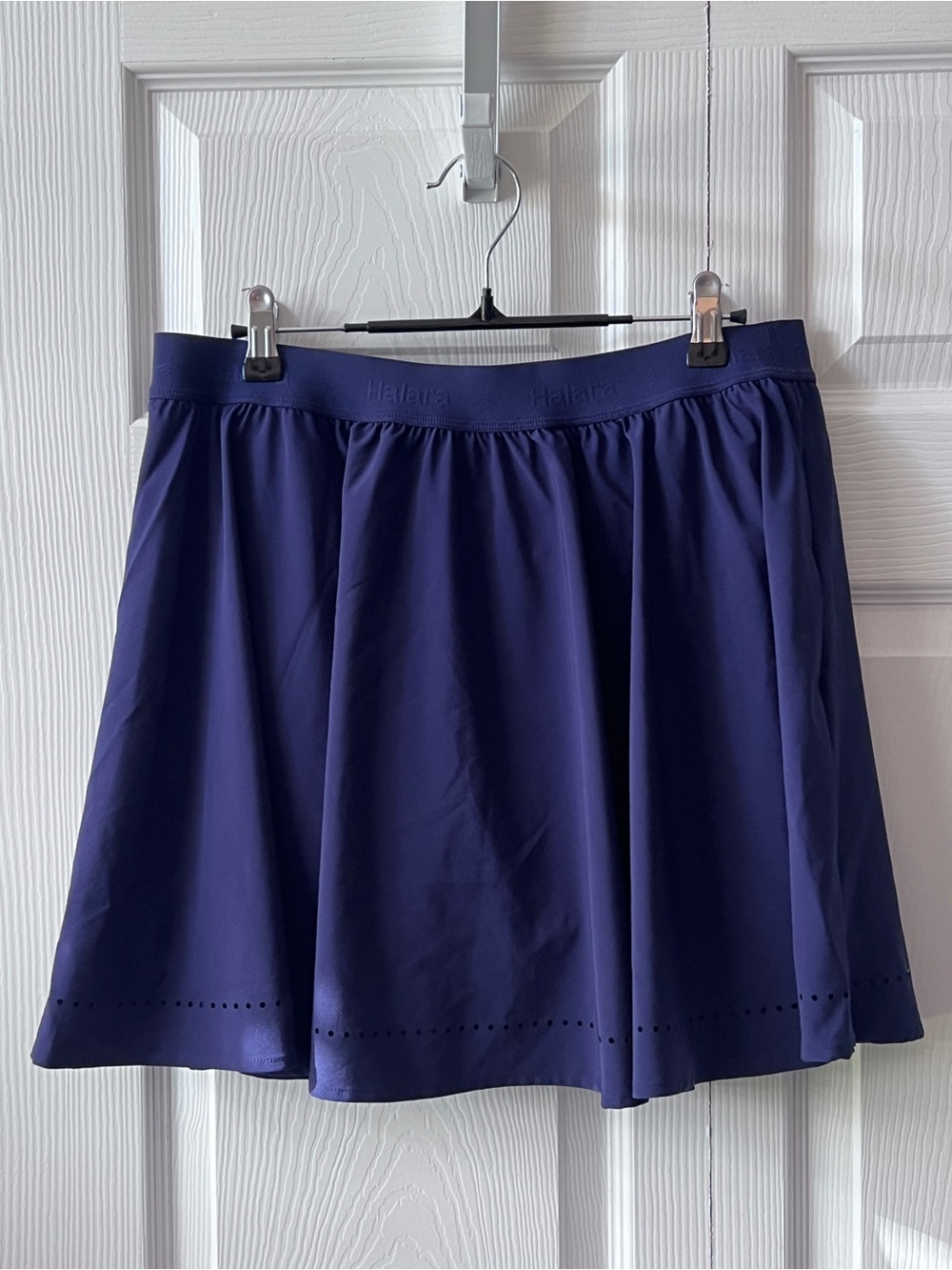 HALARA Navy Blue Skort